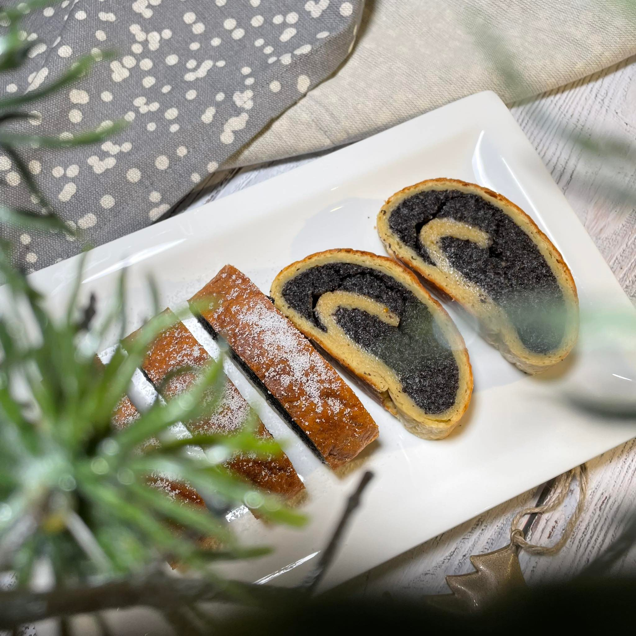 Mandulalisztes bejgli - egy karácsonyi sütemény, de alakbarát verzióját miért is ne fogyaszthatnánk év közben is?
