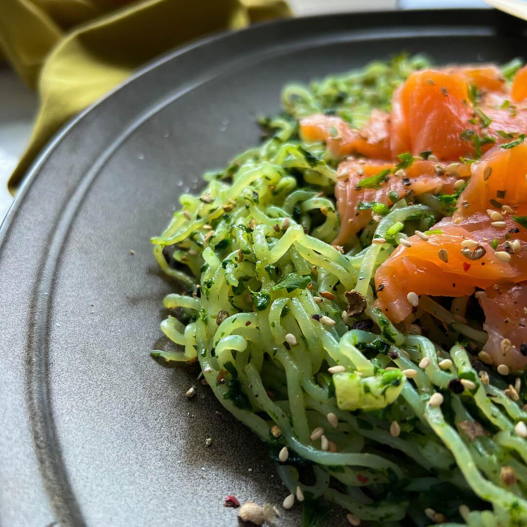 Spenótos slim pasta füstölt lazaccal - egészséges és finom tésztaétel