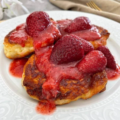 Mandulalisztes túrófánk