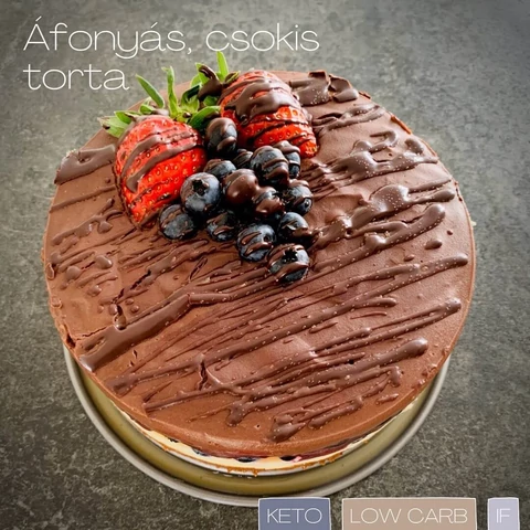 Szénhidrátcsökkentett áfonyás-csokis torta